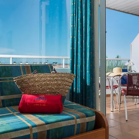 Aparthotel Costa Encantada Lloret de Mar Room photo